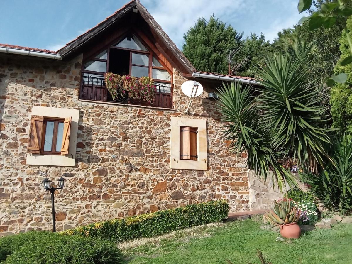 Urrezko Ametsa Guest House Sopuerta Ngoại thất bức ảnh