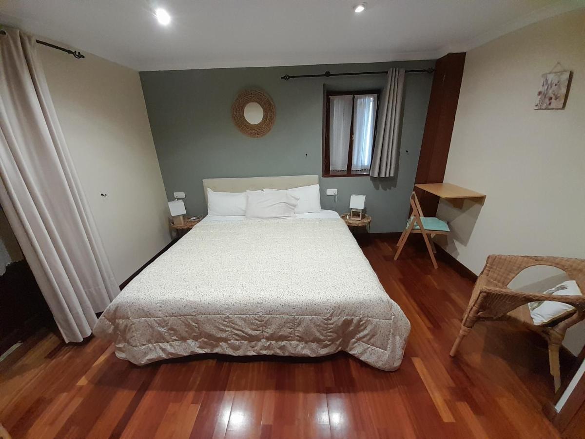 Urrezko Ametsa Guest House Sopuerta Ngoại thất bức ảnh