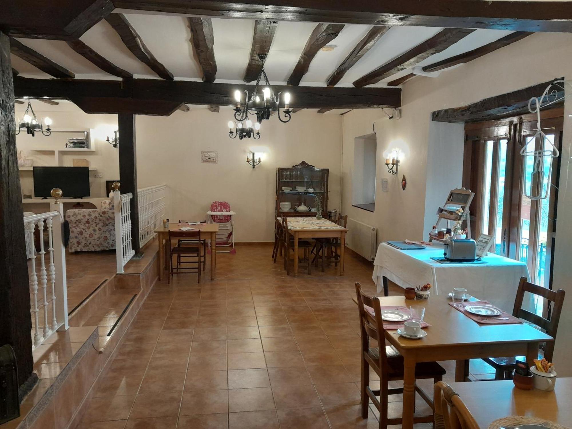 Urrezko Ametsa Guest House Sopuerta Ngoại thất bức ảnh