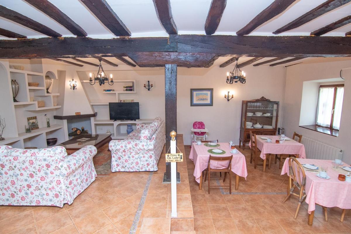 Urrezko Ametsa Guest House Sopuerta Ngoại thất bức ảnh