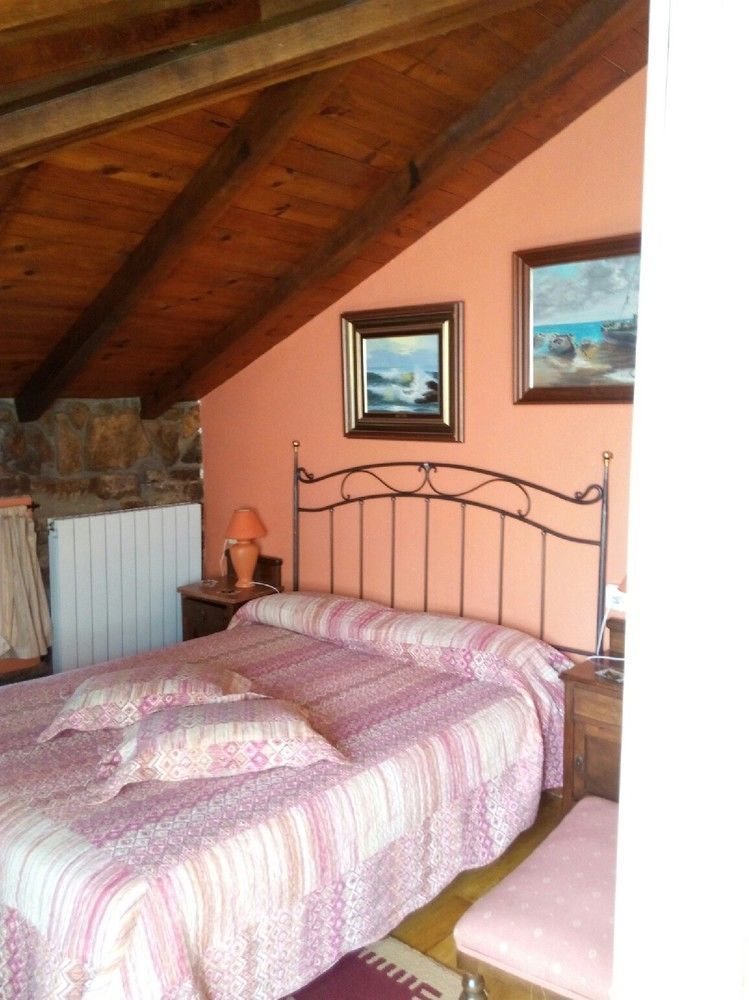 Urrezko Ametsa Guest House Sopuerta Ngoại thất bức ảnh
